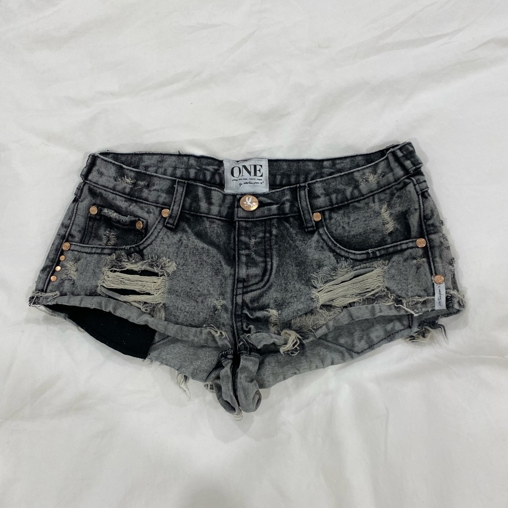 One teaspoon shorts size 26